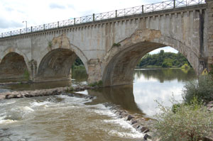 Pont Canal Du Guétin