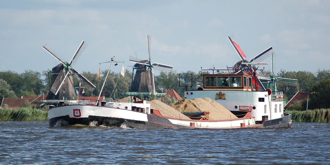Langs de Zaan - Motorbeunschip Crescendo