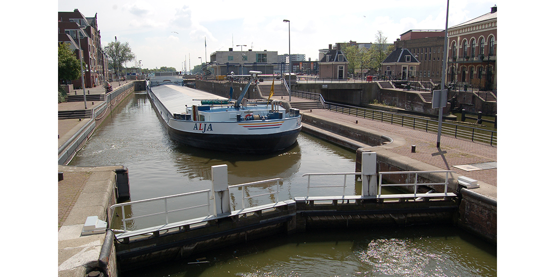 Langs de Zaan - Motorvrachtschip Alja