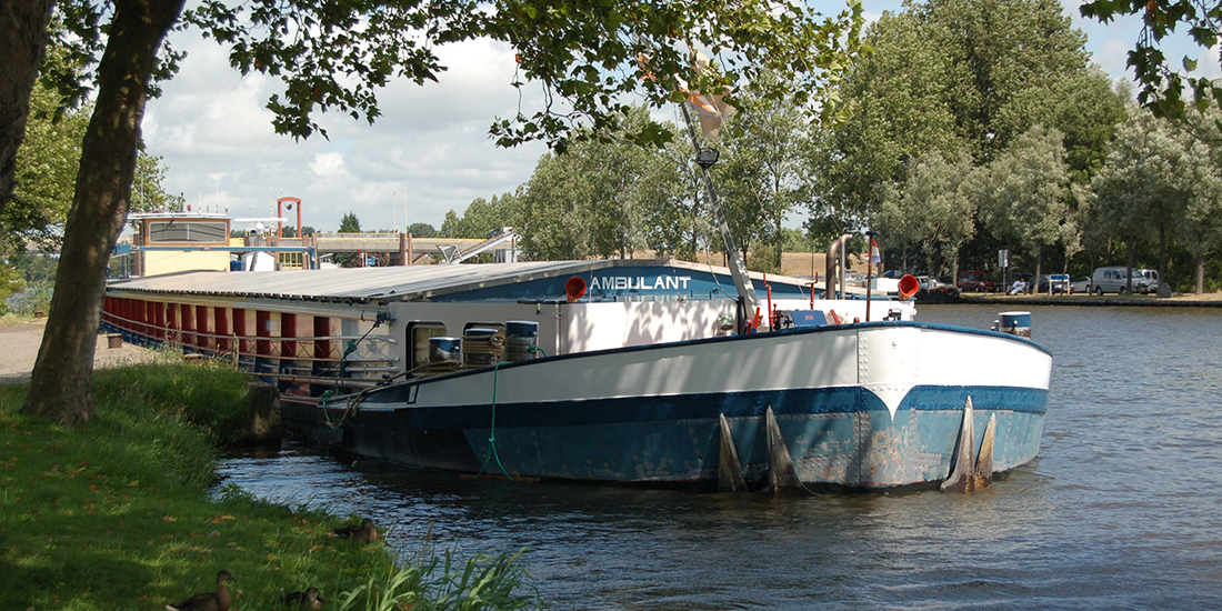 Langs de Zaan - Motorvrachtschip Ambulant